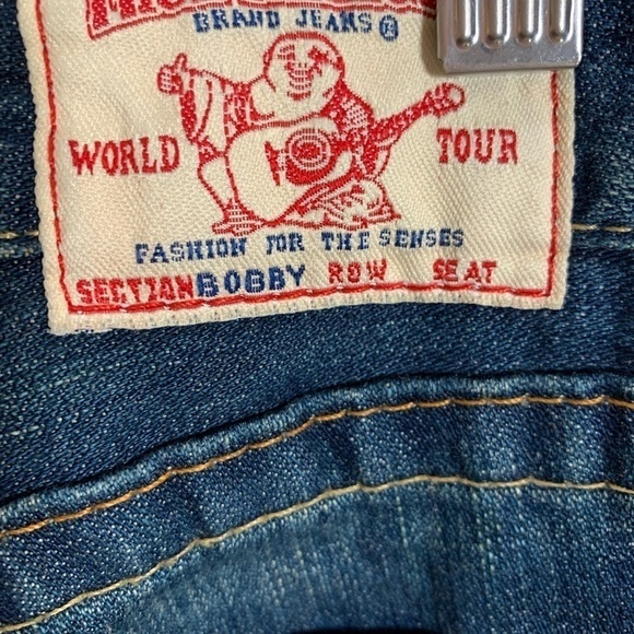 True Religion Distressed Bobby Flare Leg Jeans Size 31 - Picture 7 of 9